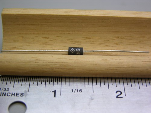 10 Vishay Gen. Semi. P6KE30C-E3/1 28.5V TranZorb Transient Voltage Suppressors - Picture 1 of 1
